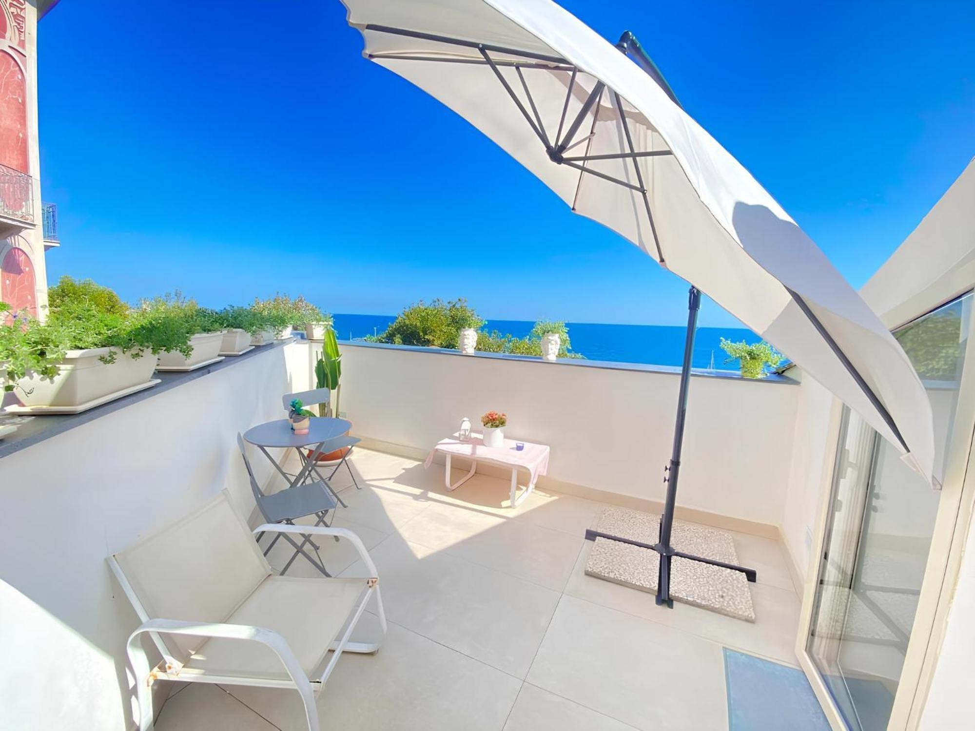 Mare Damuri Con Terrazza Vista Mare Διαμέρισμα Κατάνια Εξωτερικό φωτογραφία